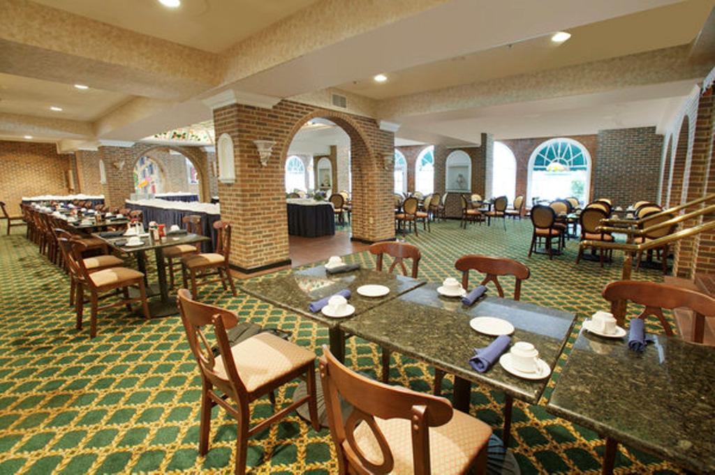 Williamsburg Hospitality House酒店 餐厅 照片